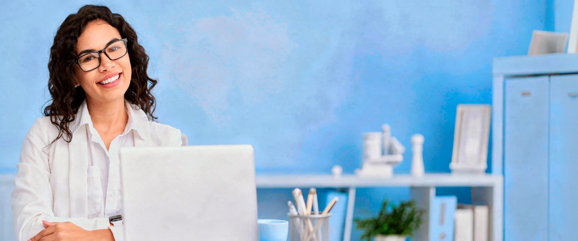 Banner contacto - Overseas peru